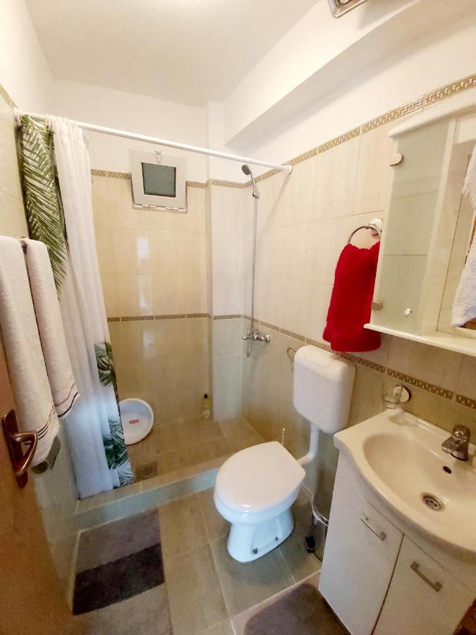 Risan Center Apartment Екстер'єр фото
