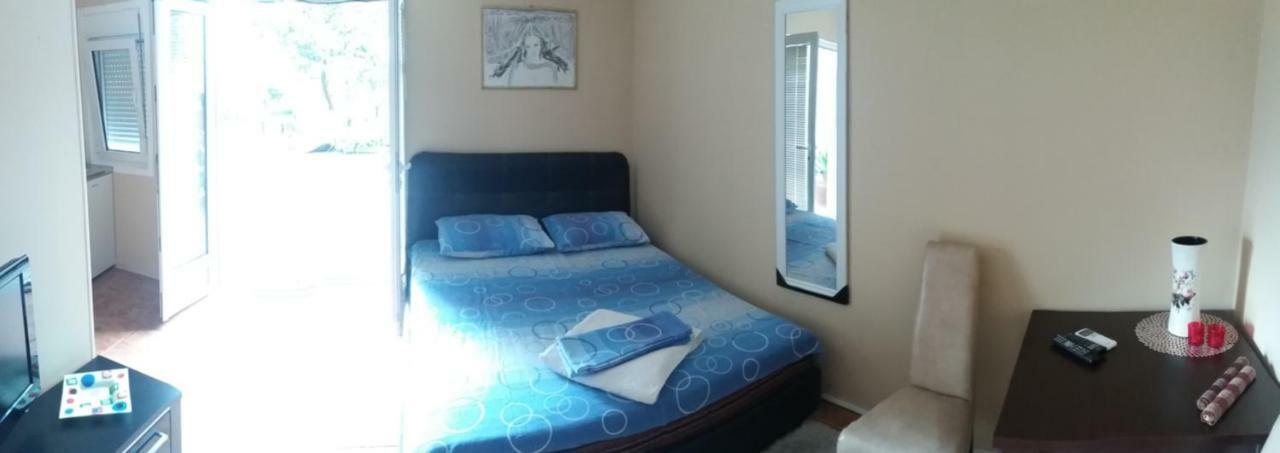 Risan Center Apartment Екстер'єр фото