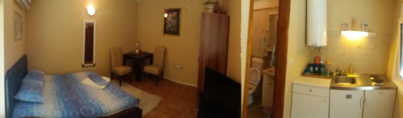 Risan Center Apartment Екстер'єр фото